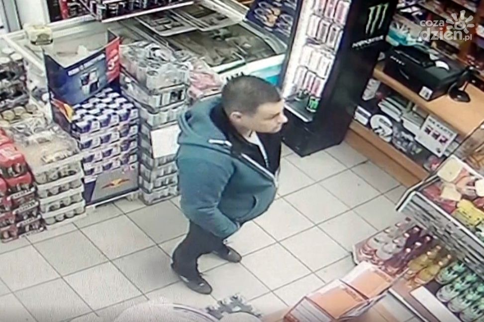 Ukradł stojak. Złodzieja zarejestrowały kamery
