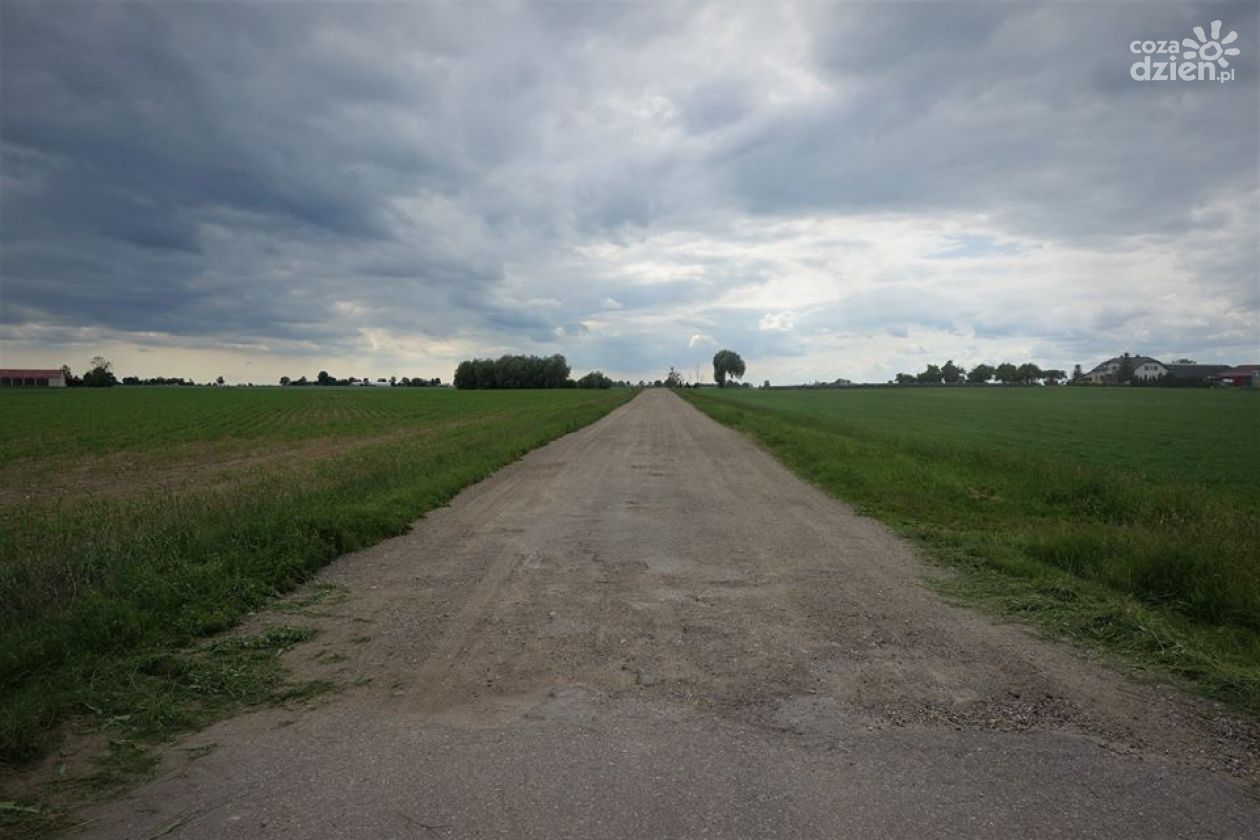 Droga do Długołęki zostanie przebudowana (zdjęcia)