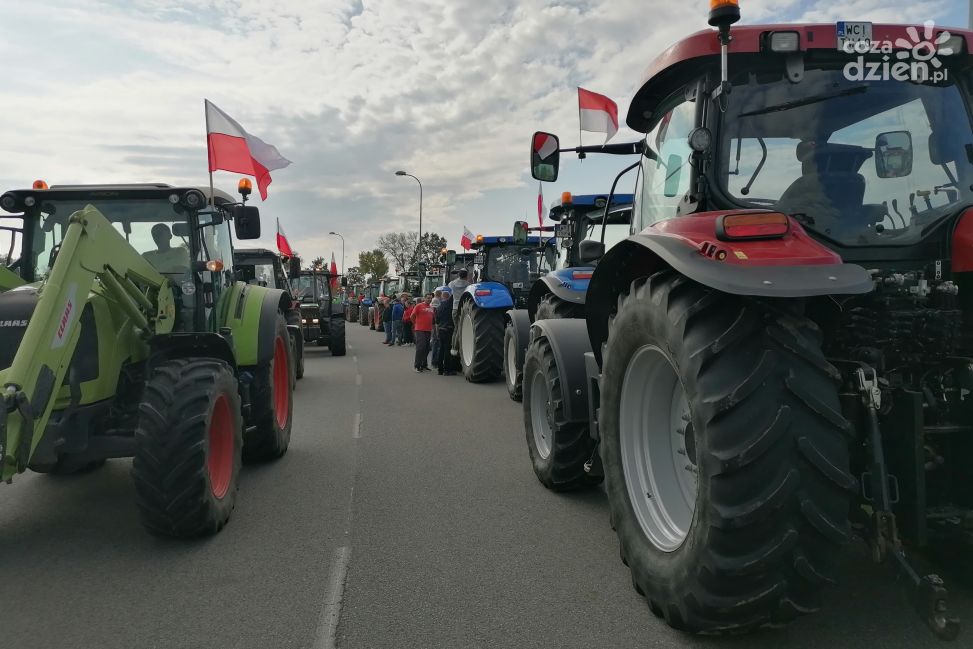 Rolnicy blokują drogi