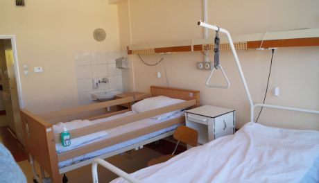 Ciechanowski szpital wstrzymuje przyjęcia         na oddział wewnętrzny.