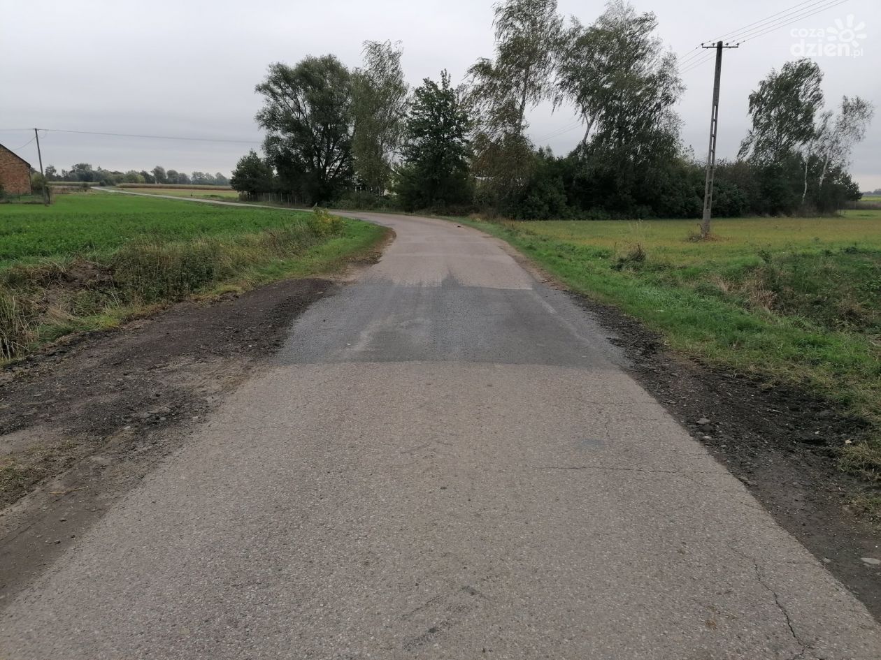Powiatowy Zarząd Dróg w Ciechanowie naprawił uszkodzone przepusty