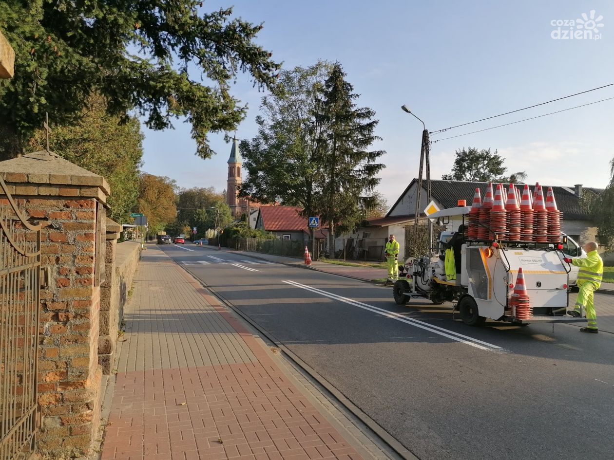 Ponad 20 km dróg powiatowych z nowym oznakowaniem poziomym