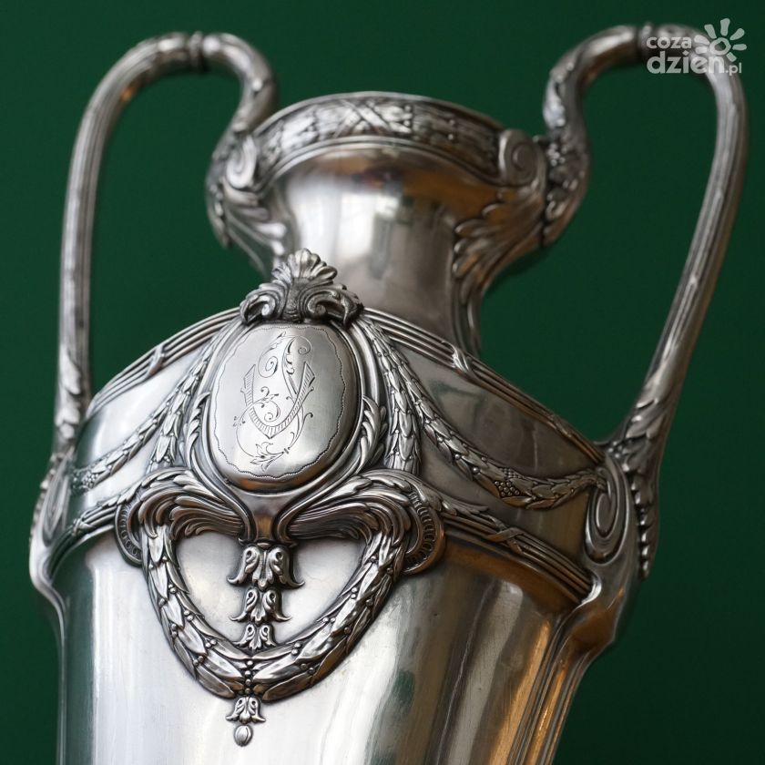 Muzeum Szlachty Mazowieckiej pokazało Puchar Ciechanowskiego Koła Cyklistów z 1934 roku! 