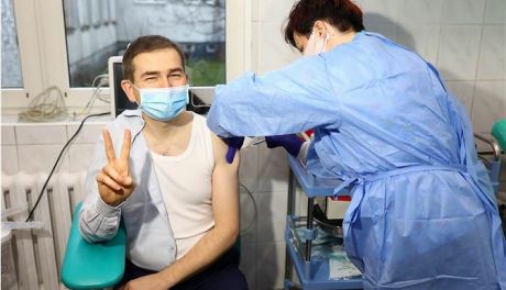 W Specjalistycznym Szpitalu Wojewódzkim zaszczepi się 60. proc pracowników
