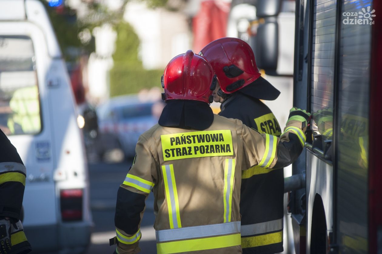 Paliło się składowisko opon w Przasnyszu. Pożar udało się opanować