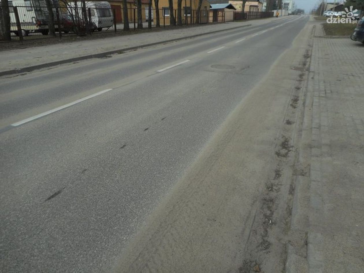 Porządki trwają. Miasto apeluje o przestawienie samochodów!