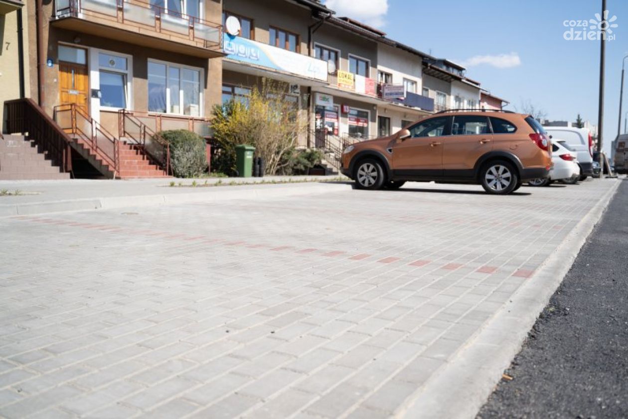 Parking na Gwardii Ludowej już gotowy!