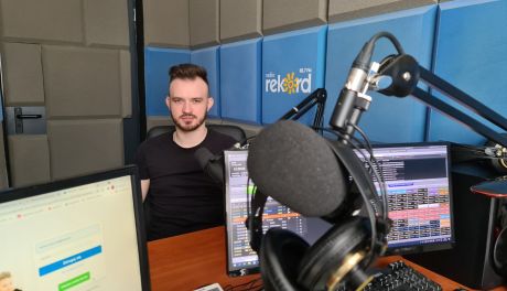 Dominik Kamiński (Radio Rekord) inny niż na antenie...
