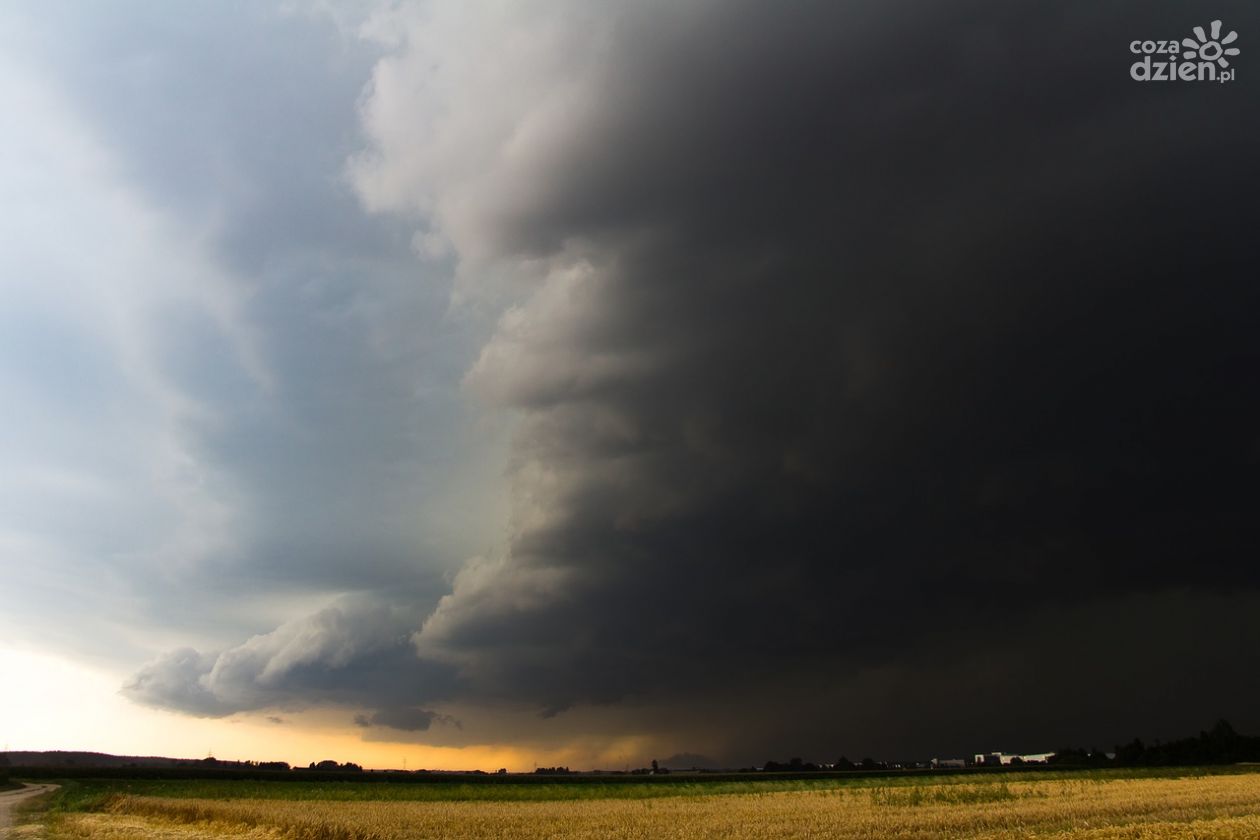 Upał i burze. IMGW przedłuża alert!