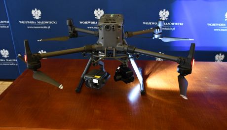 Drony pomogą mazowieckim strażakom, zakup dofinansował wojewoda