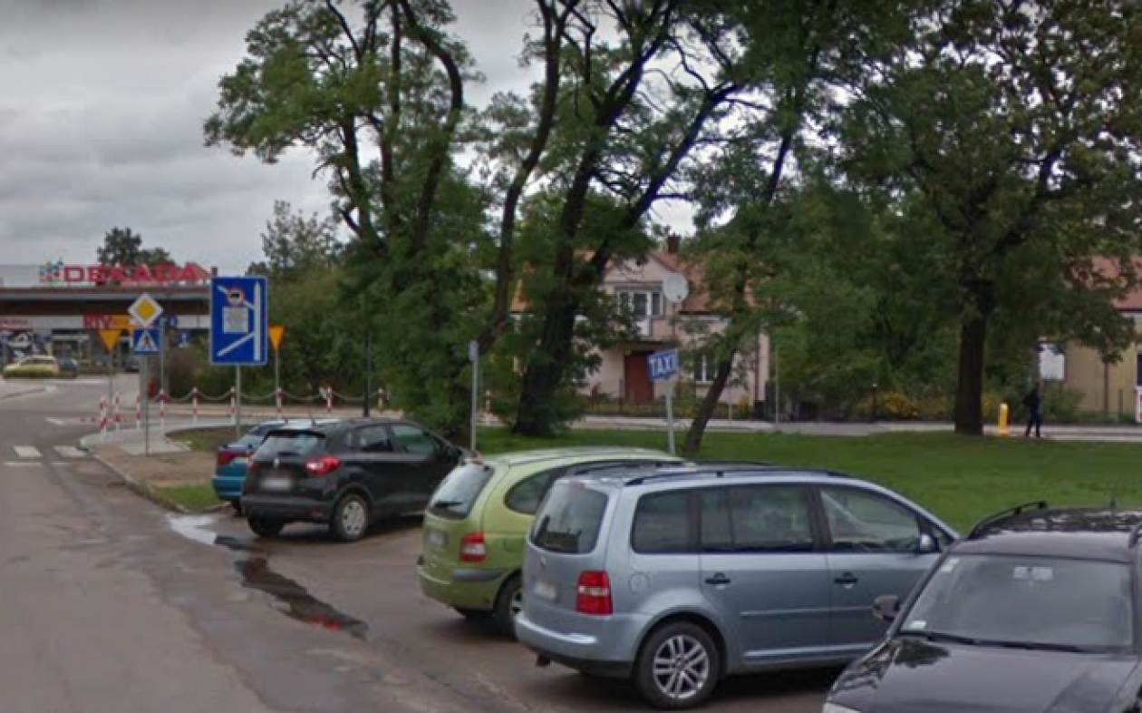 Ciechanowski Radny domaga się rozbudowy parkingu przy Fabrycznej