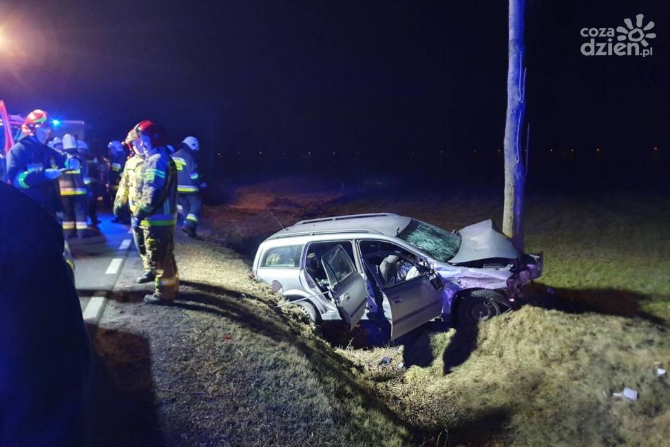 Zakrapiany walentynkowy wieczór zakończony wypadkiem w Mchówku