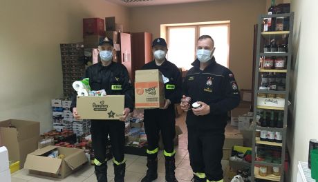 Strażacy ochotnicy i ci zawodowi z powiatu mławskiego angażują się w pomoc uchodźcom z Ukrainy