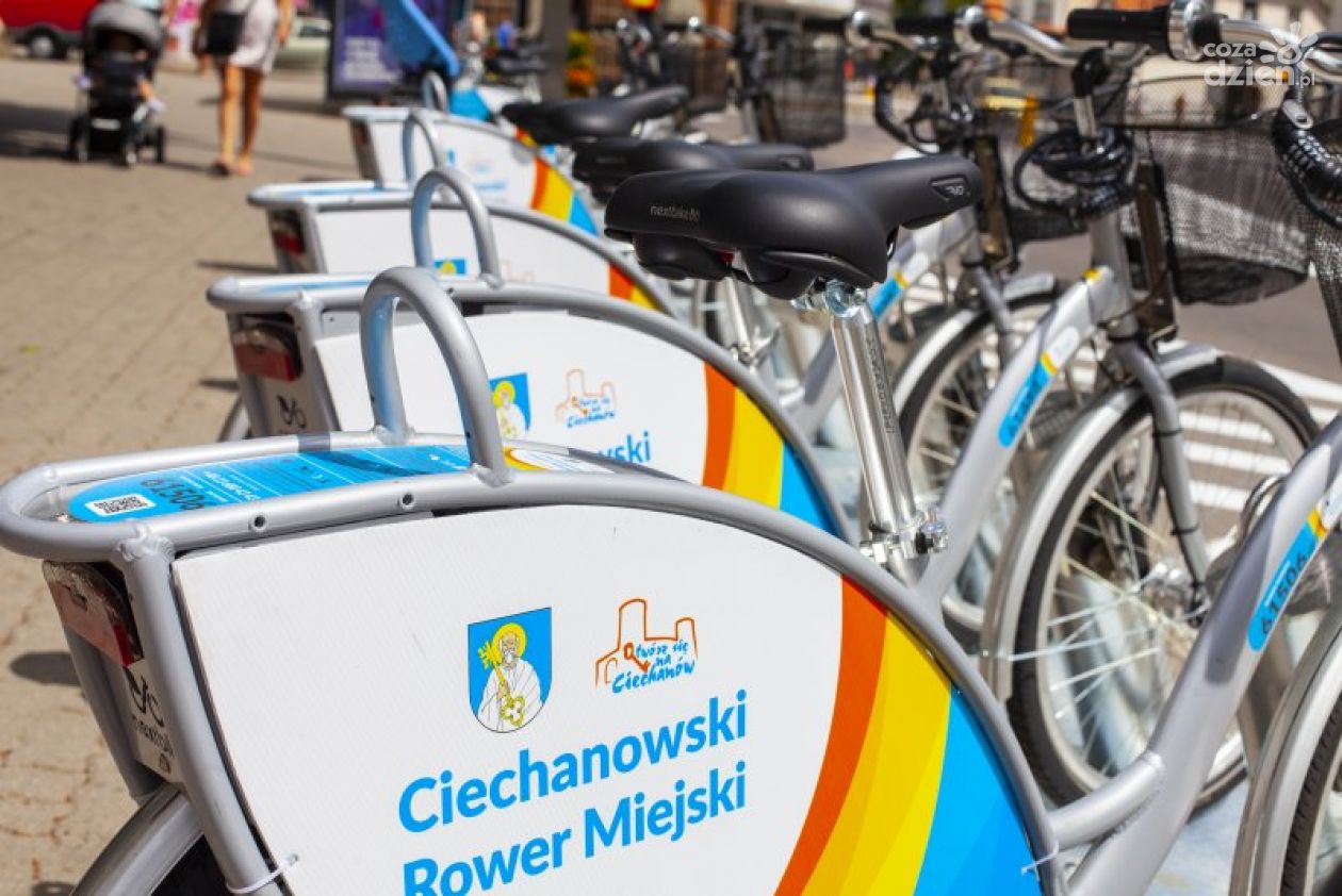 W Ciechanowie ruszył nowy sezon roweru miejskiego. Do dyspozycji mieszkańców prawie sto jednośladów