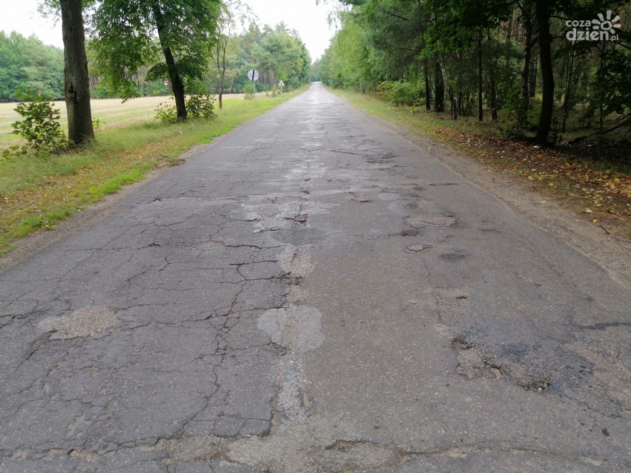 Podpisano umowę na przebudowę drogi Raciąż - Radzanów