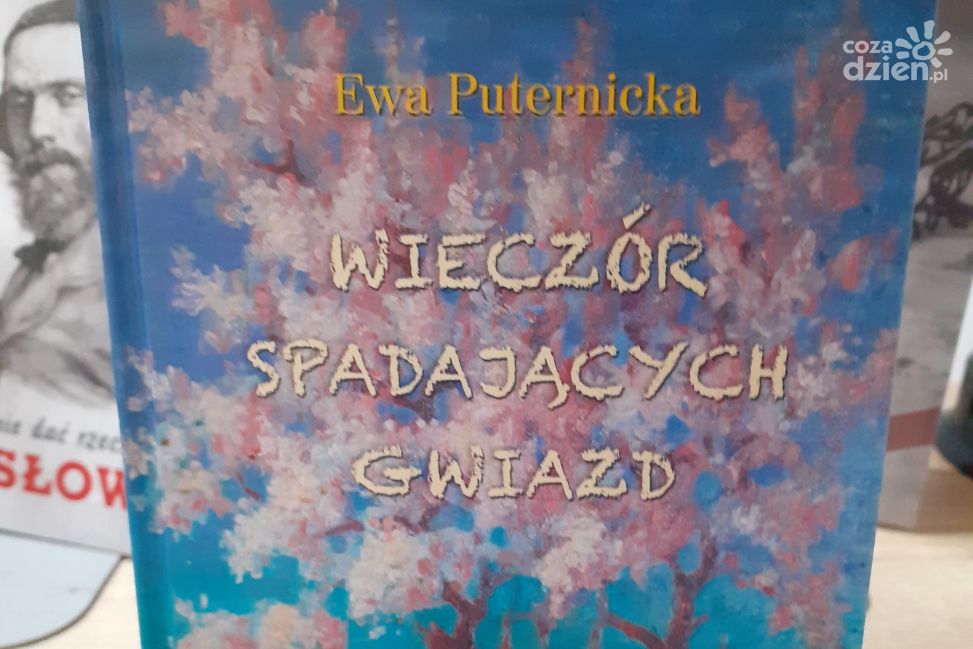 Wieczór autorski Ewy Puternickiej odbył się w budynku Powiatowej biblioteki Publicznej w Ciechanowie