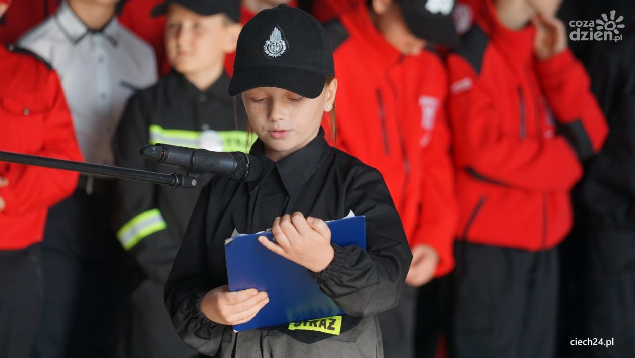 Promesy dla młodych strażaków z powiatu ciechanowskiego