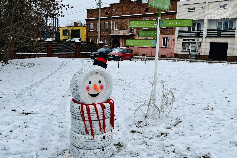 To się nazywa recykling! Bałwany z opon w Przasnyszu