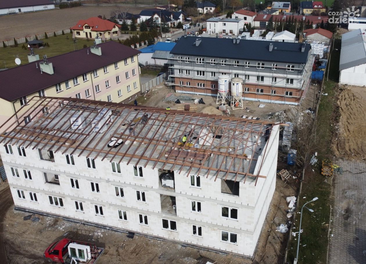 W Raciążu budują 42 mieszkania komunalne. Jeden blok będzie gotowy w czerwcu