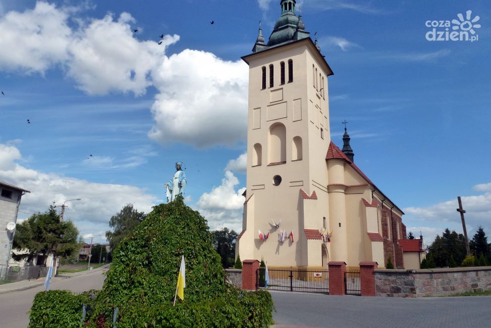 Pod nieobecność księdza okradli plebanię