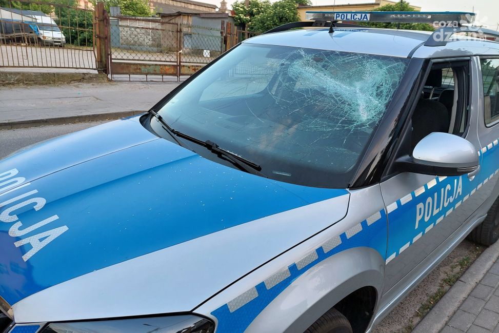 Ranni policjanci! Agresor groził, że zabije