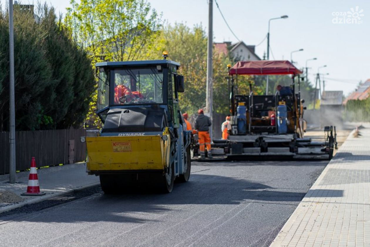 Ciechanowski magistrat planuje budowę nowych dróg, przebudowę już istniejących oraz rozbudowę sieci ścieżek rowerowych