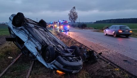 Kierowcy odmówili pomocy medycznej - zderzenie samochodów pod Lesznem