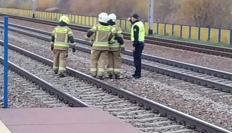 [zdjęcia] Tragiczny wypadek na torach kolejowych w Gąsocinie 