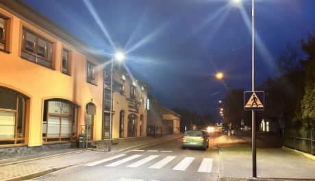 Doświetlone przejścia dla pieszych w Ciechanowie: bezpieczeństwo na pierwszym miejscu