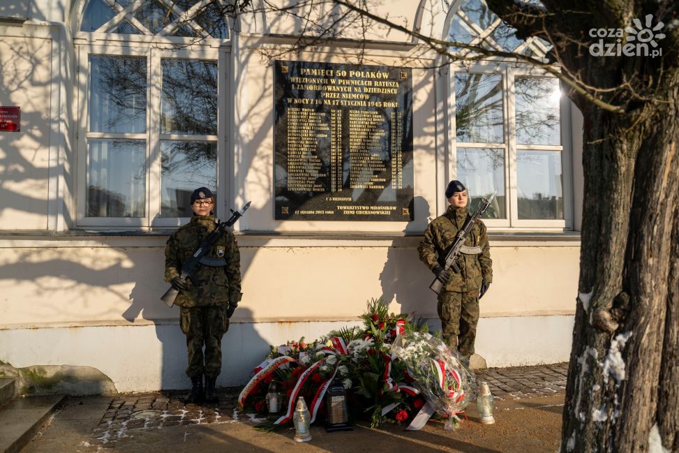 Oddali hołd pomordowanym w 1945 roku