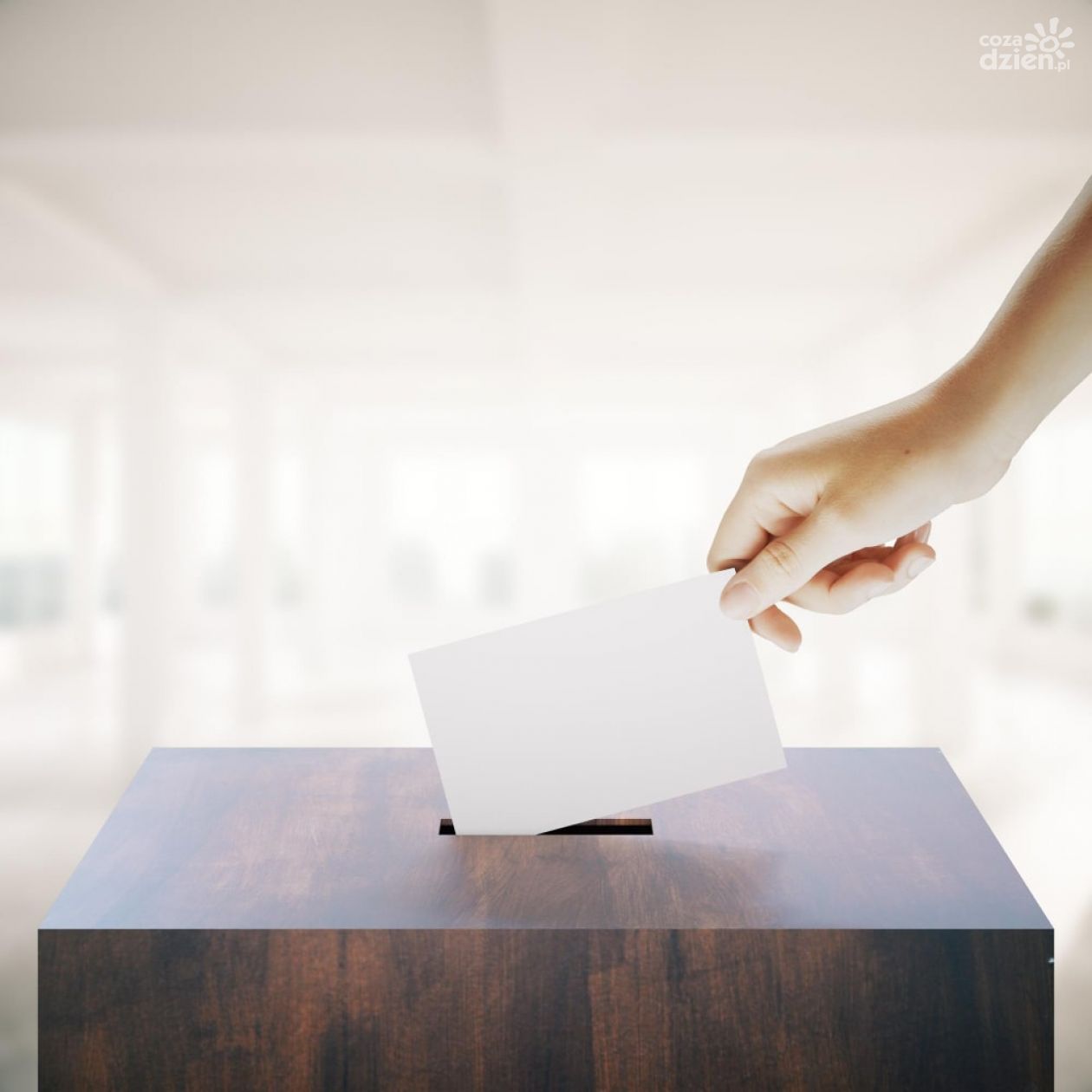 Bezpieczne i Nowoczesne Urny Wyborcze: Klucz do Transparentnych Wyborów