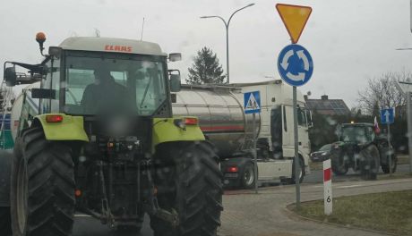 Utrudnienia w ruchu drogowym z powodu protestu rolników w powiecie płońskim