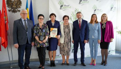 Powiat Ciechanowski: Inwestycja w przyszłość poprzez wsparcie organizacji pozarządowych