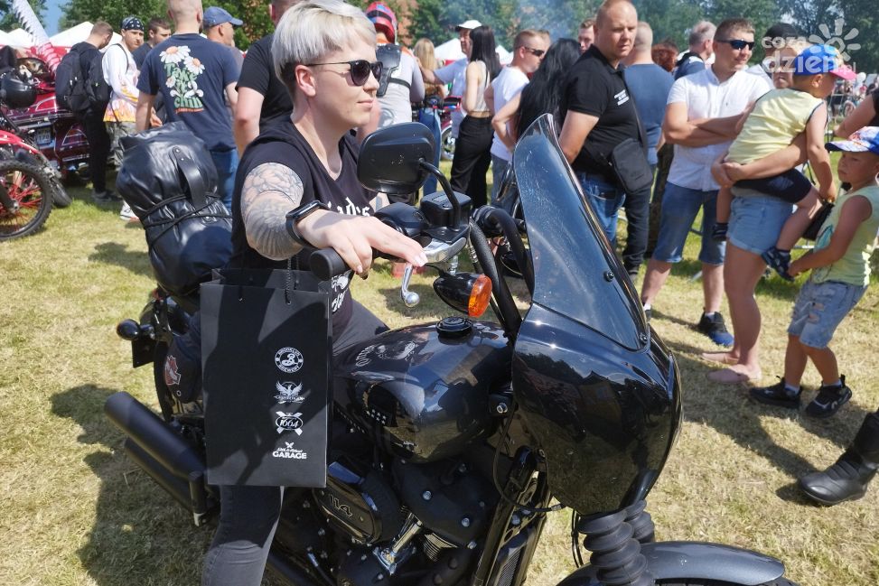 [foto] Otwarte Spotkania Motocyklowe w Ciechanowie: Muzyka, Motocykle, Integracja