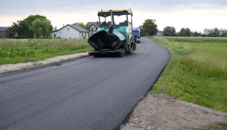 Remont drogi powiatowej Miączyn Mały - Dąbrowa: inwestycja w bezpieczną infrastrukturę