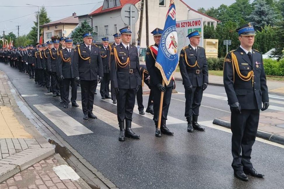 Powiatowe Obchody Dnia Strażaka oraz 100-lecie OSP w Szydłowie