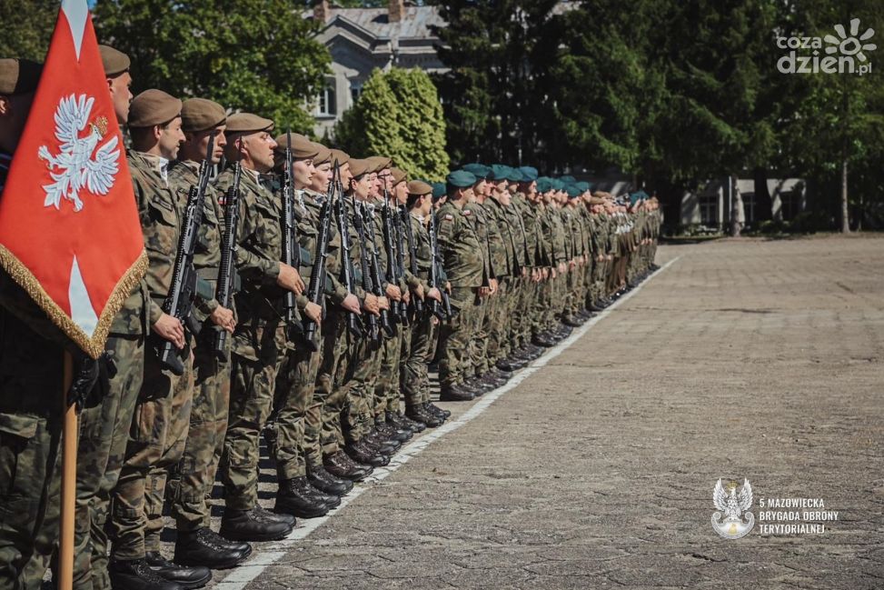 Nowi żołnierze 5MBOT złożyli przysięgę w Opinogórze Górnej