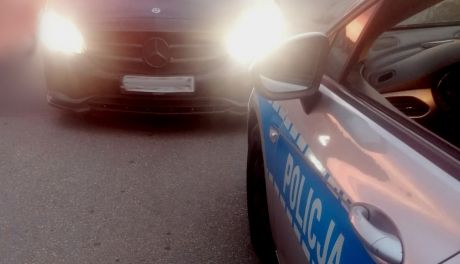 Kierowca mercedesa pędził 119 km/h w terenie zabudowanym