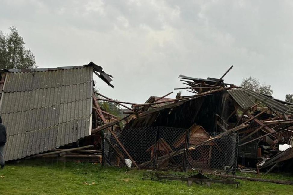 Burze nad Mazowszem – 184 interwencje Straży Pożarnej. Sprawdź prognozy i zalecenia służb