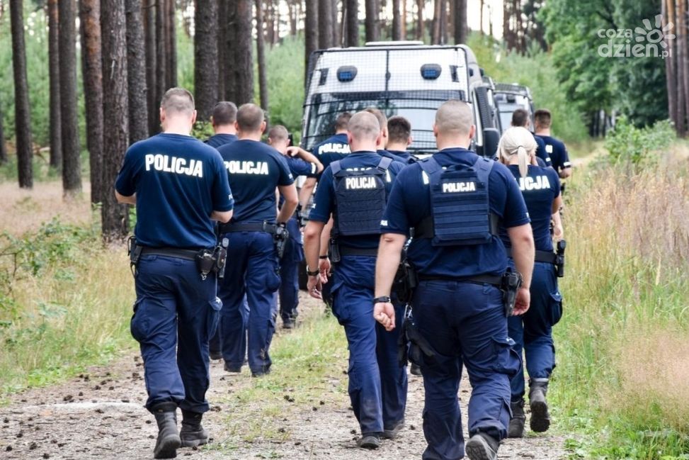 Robotnicy pracujący przy budowie trasy S7 wykopali ludzkie szczątki