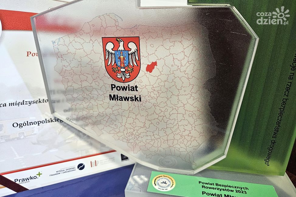 Powiat mławski nagrodzony tytułem "Powiat bezpiecznych rowerzystów 2023"