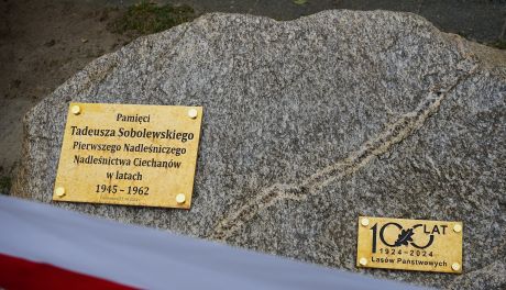 Świętując 100 lat istnienia Lasów Państwowych uczczono pamięć pierwszego nadleśniczego w Ciechanowie