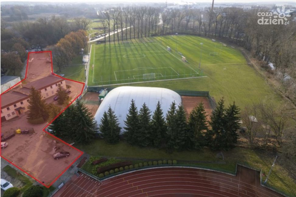 Nowe parkingi przy stadionie w Ciechanowie!