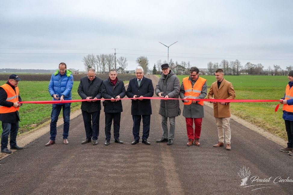 
Modernizacja Drogi Powiatowej Grędzice–Pomorze zakończona. Wstęga przecięta!