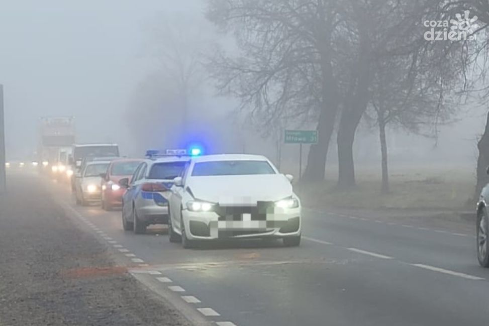 Brak bezpiecznej odległości przyczyną kolizji trzech aut w Chruszczewie