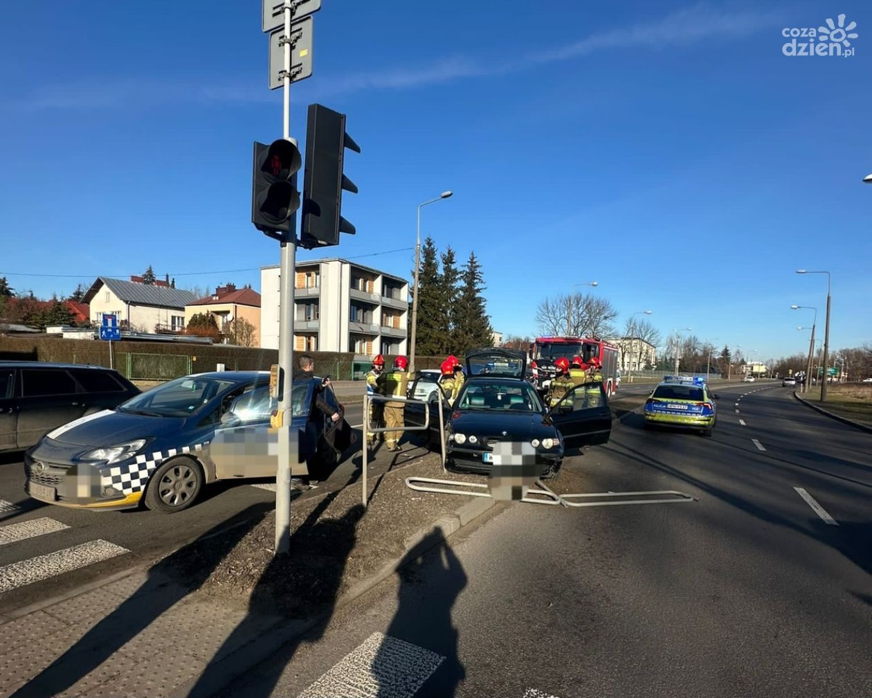 Niebezpieczna sytuacja na Tatarskiej! Zobacz, co się stało