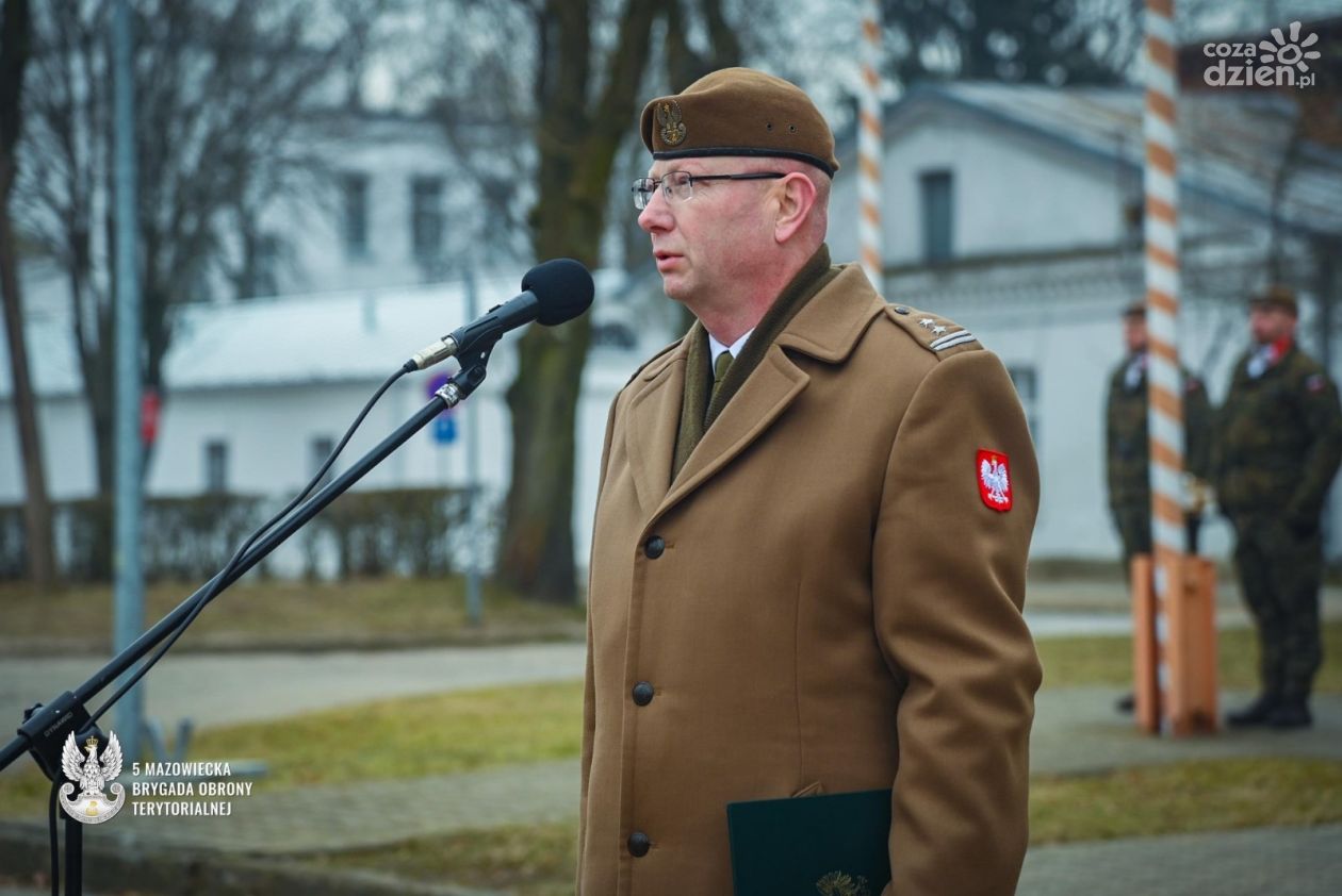 Wyższa szarża, nowe stanowisko