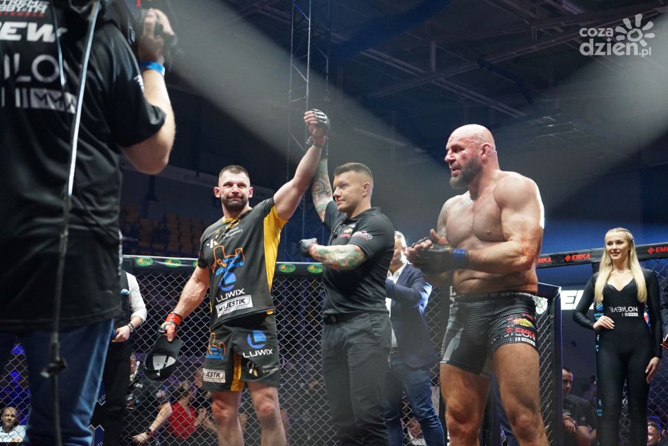 Kołecki nie do zatrzymania! Babilon MMA 51 w Ciechanowie za nami (GALERIA)