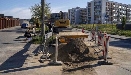 Ruszyła przebudowa ul. Szwanke w Ciechanowie. Będzie nowa jezdnia, ścieżki rowerowe i oświetlenie