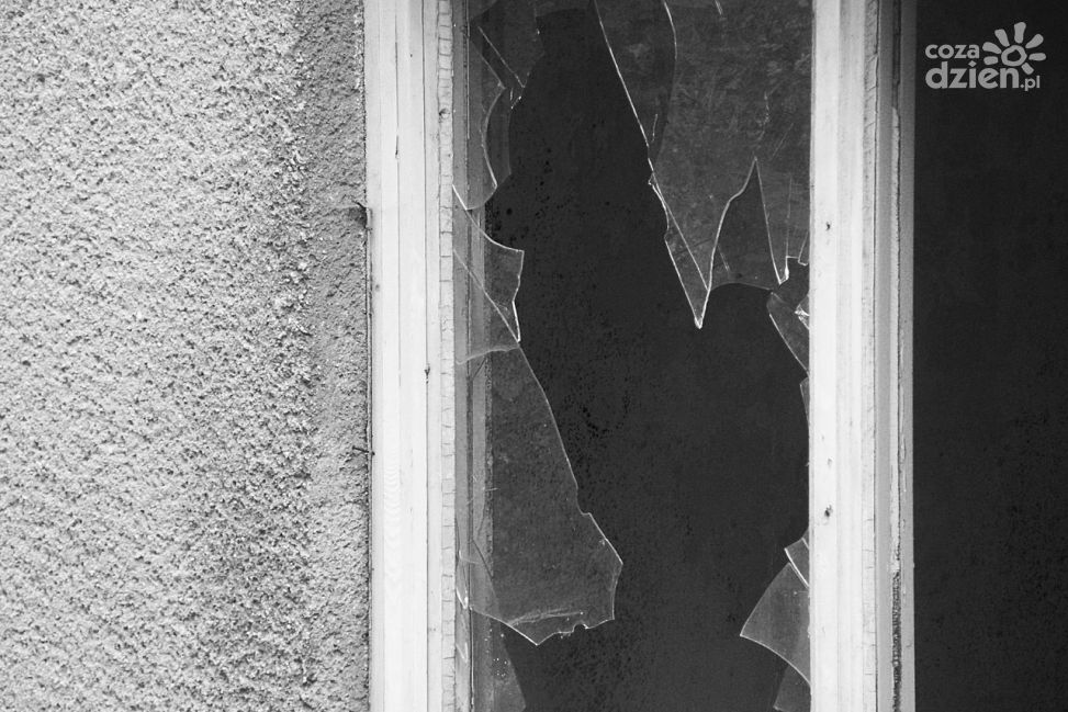 Akcja jak z filmu: strażak pomógł schwytać wandala w gminie Dzierzążnia